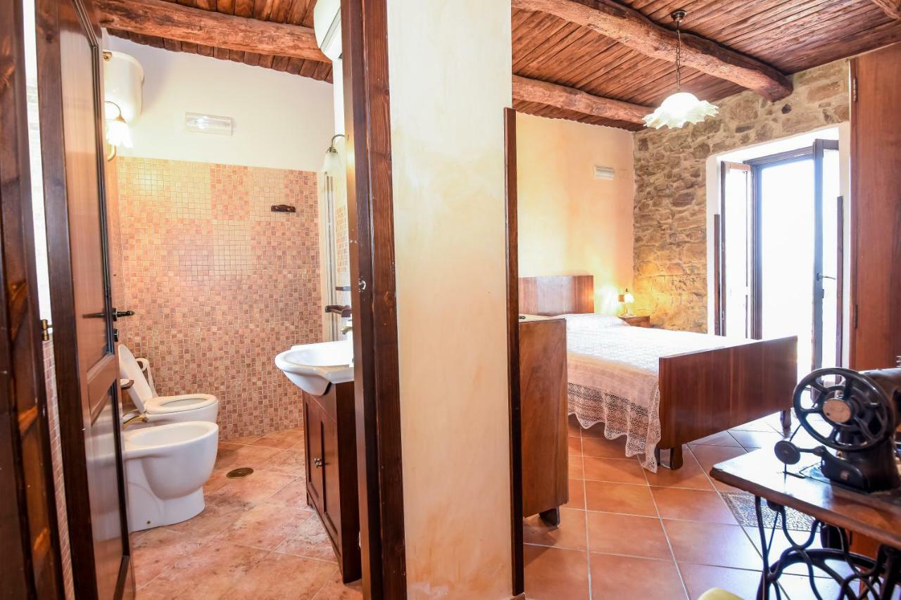 Casale San Martino Bed & Breakfast Laureana Cilento Ngoại thất bức ảnh